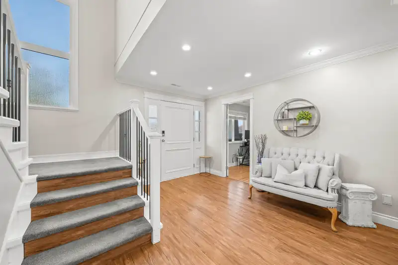 4935 FENTON DRIVE - photo 3 of 40