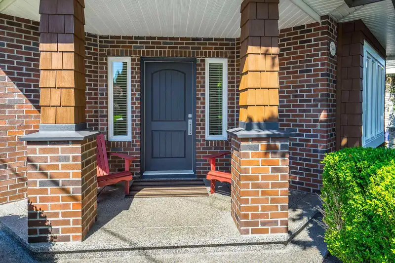 15403 THRIFT AVENUE - photo 3 of 40