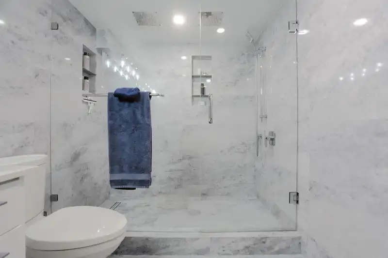 221 1215 LANSDOWNE DRIVE - photo 3 of 16