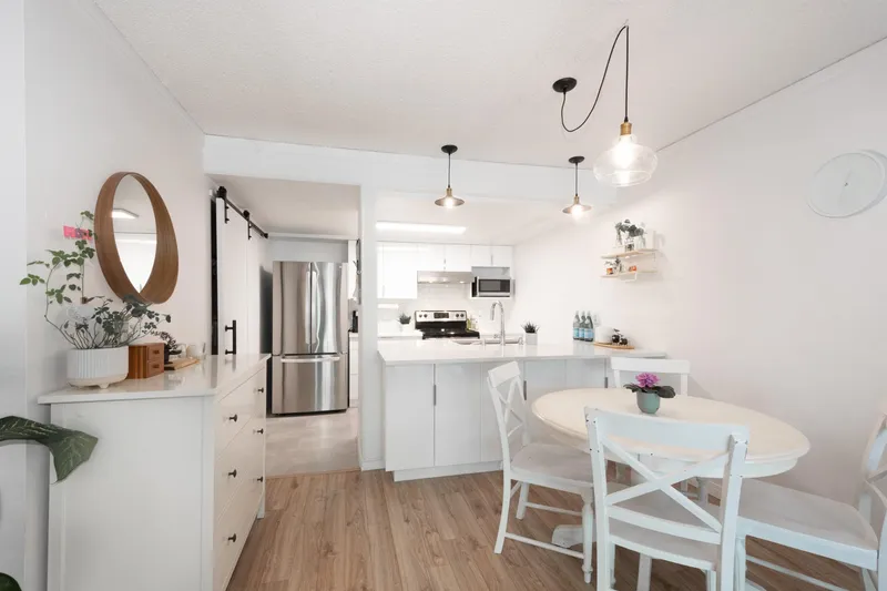 8 385 GINGER DRIVE - photo 1 of 25