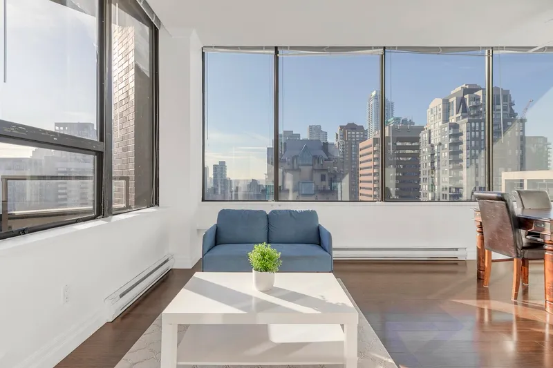 908 1010 HOWE STREET - photo 4 of 25