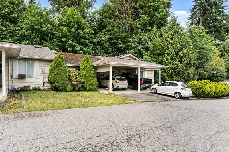 19 3350 ELMWOOD DRIVE - photo 1 of 27