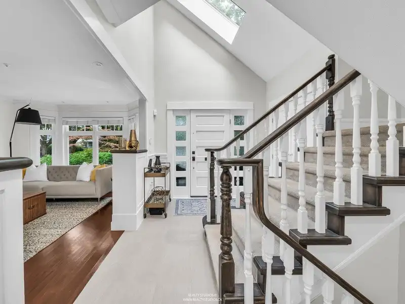 2702 W 15TH AVENUE - photo 3 of 39