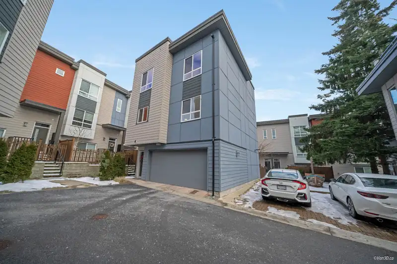 45 1670 160 STREET - photo 1 of 37