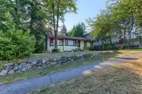8287 VICTORIA DRIVE - thumbnail 4