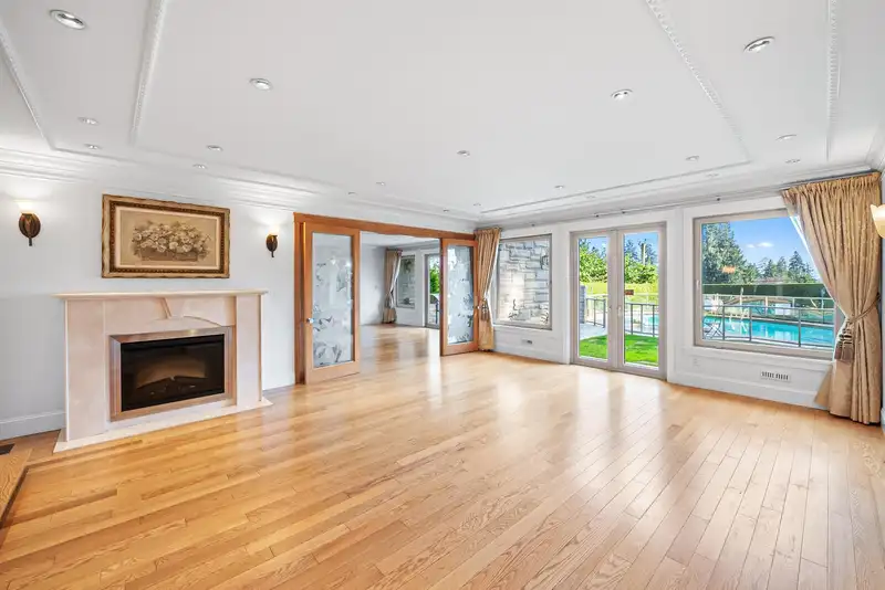 1361 MATHERS AVENUE - photo 3 of 38