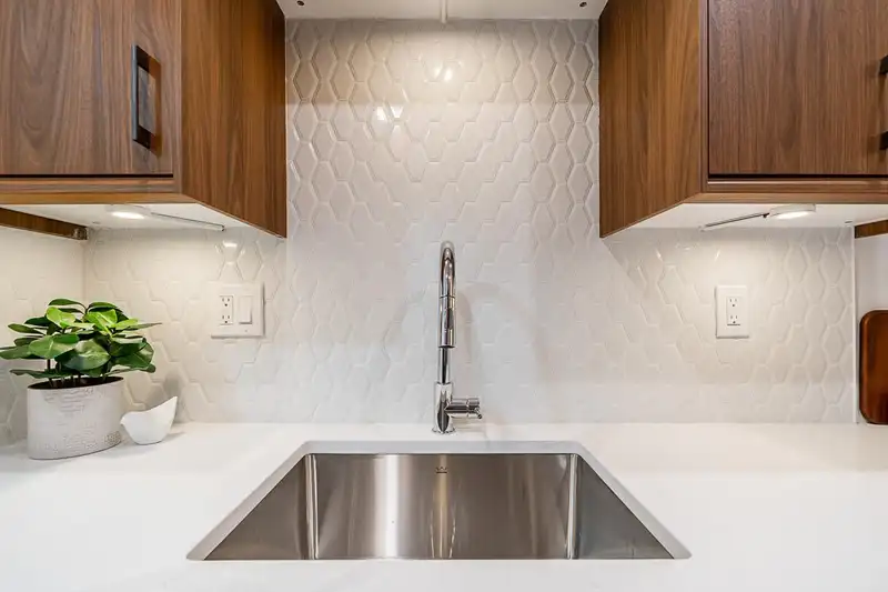 207 1717 W 13TH AVENUE - photo 1 of 31