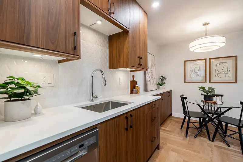 207 1717 W 13TH AVENUE - photo 3 of 31