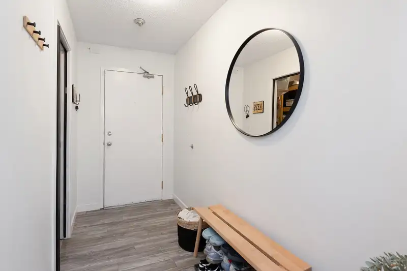 106 17661 58A AVENUE - photo 2 of 27