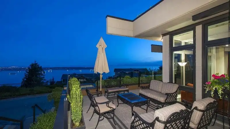 2551 HIGHGROVE MEWS - photo 3 of 20