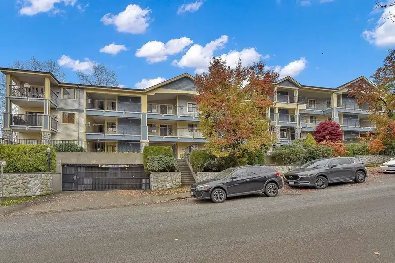 105 102 BEGIN STREET - photo 1 of 30
