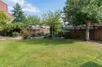 1830 WALNUT CRESCENT - thumbnail 34