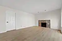 1830 WALNUT CRESCENT - thumbnail 6