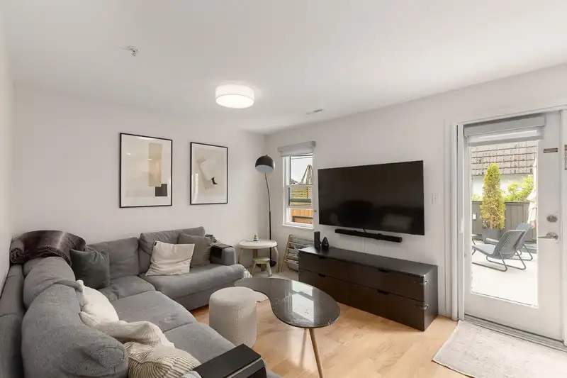 3761 FRASER STREET - photo 4 of 38