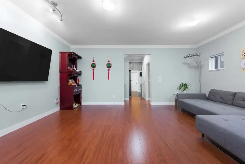 16 22788 WESTMINSTER HIGHWAY - photo 4 of 32