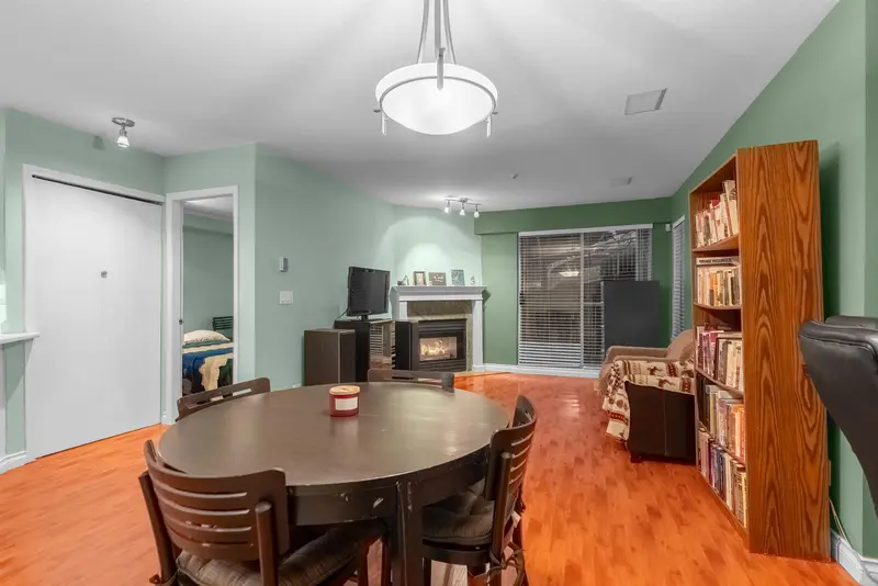 505 1032 QUEENS AVENUE - photo 4 of 20