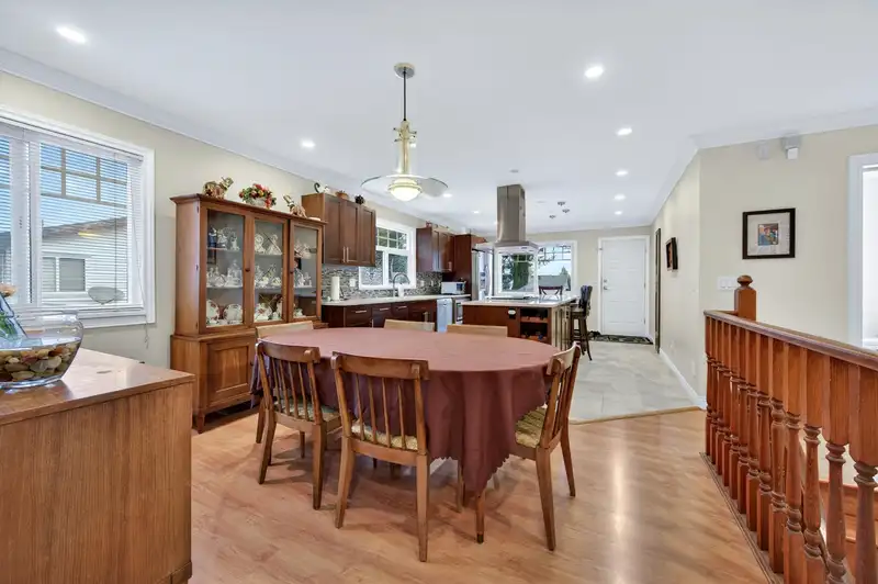 10014 156 STREET - photo 4 of 39