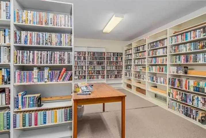 288 32691 GARIBALDI DRIVE - photo 4 of 16