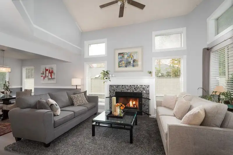 829 ROCHE POINT DRIVE - photo 4 of 34
