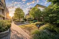 16 7039 MACPHERSON AVENUE - thumbnail 32