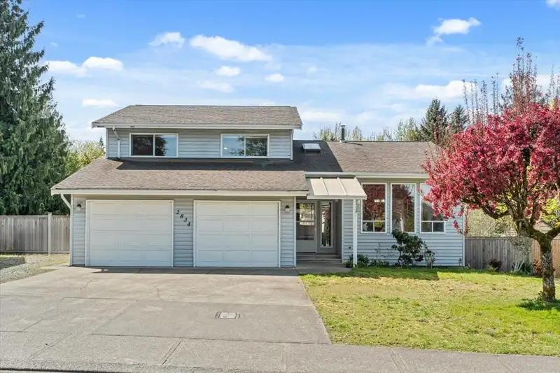 2834 GLENSHIEL DRIVE - photo 1 of 40