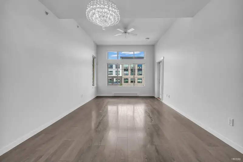 432 9288 ODLIN ROAD - photo 1 of 40