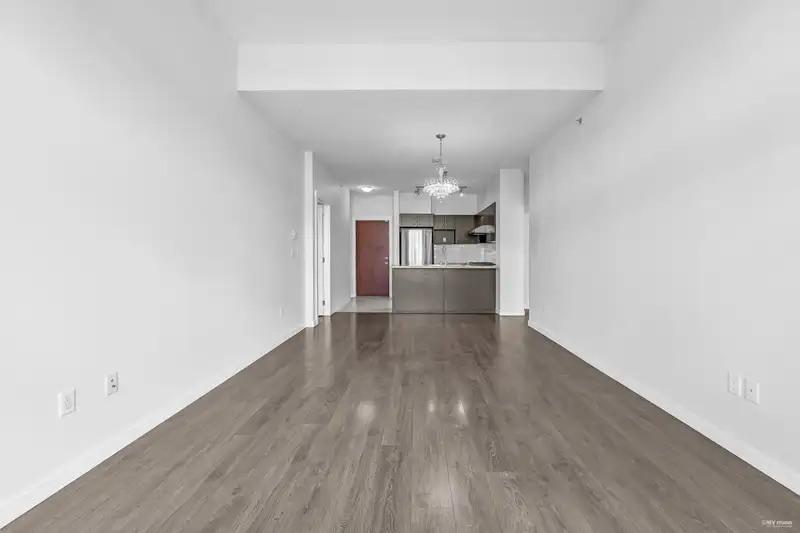 432 9288 ODLIN ROAD - photo 3 of 40