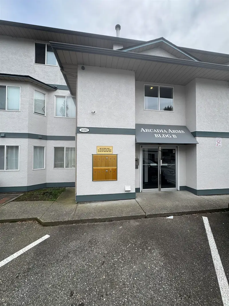 17 46160 PRINCESS AVENUE - photo 1 of 12