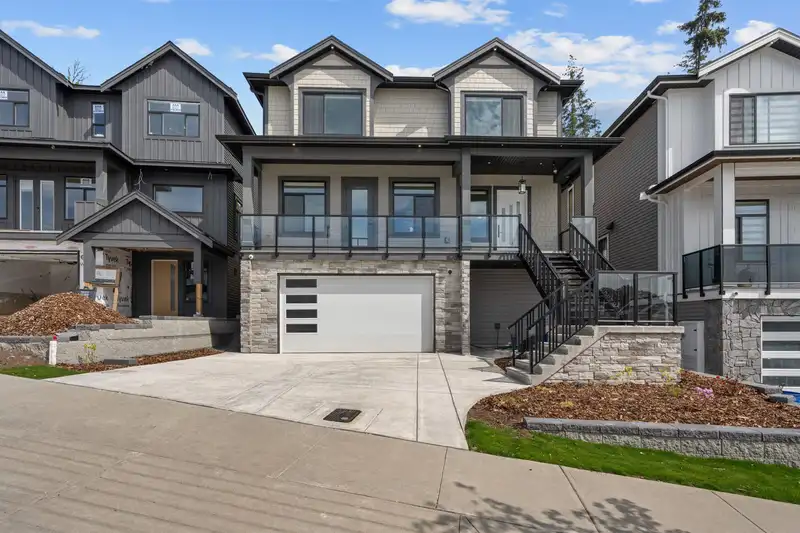 13576 BIRDTAIL DRIVE - photo 1 of 35