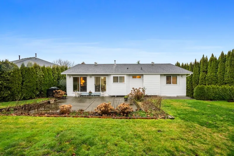 2941 EDGEHILL AVENUE - photo 2 of 25