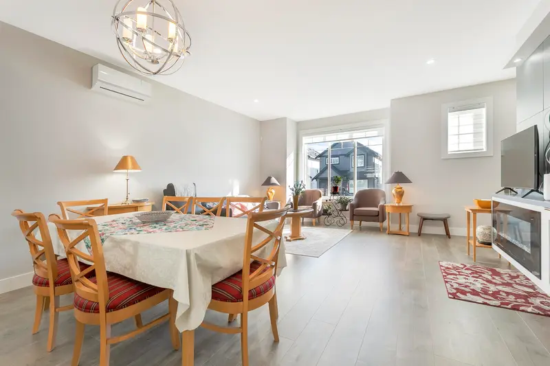 7 7410 194 STREET - photo 3 of 20