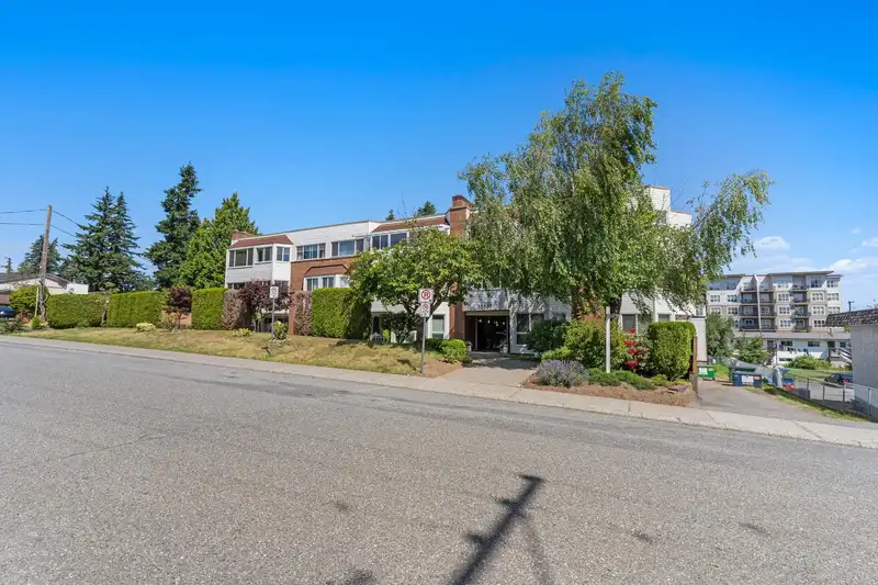 205 32097 TIMS AVENUE - photo 3 of 33