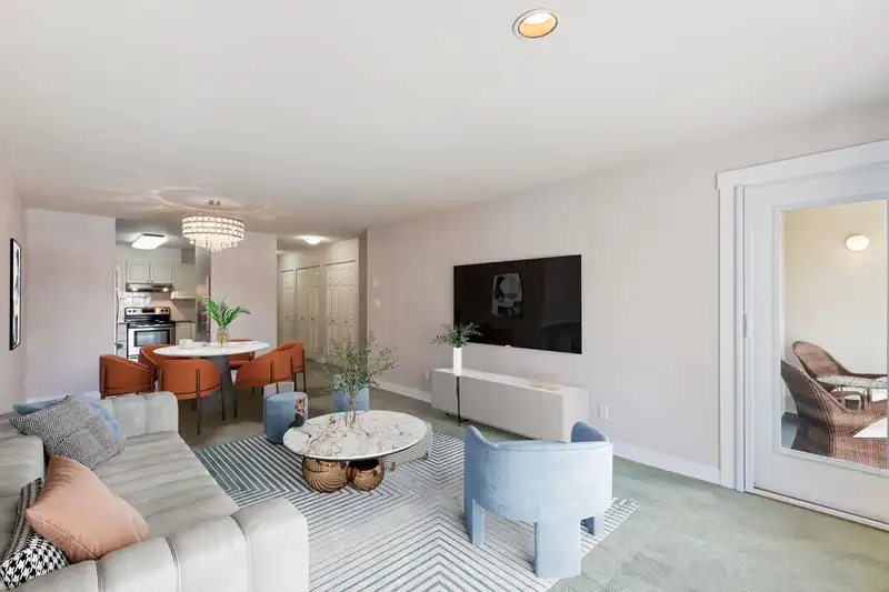 301 1378 GEORGE STREET - photo 3 of 35