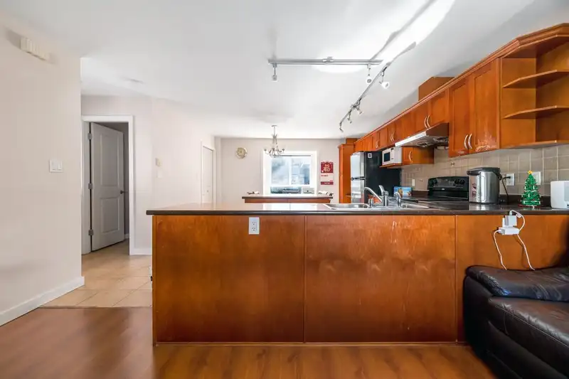 1 9060 GENERAL CURRIE ROAD - photo 4 of 18
