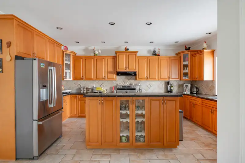 4265 GRANT STREET - photo 4 of 38