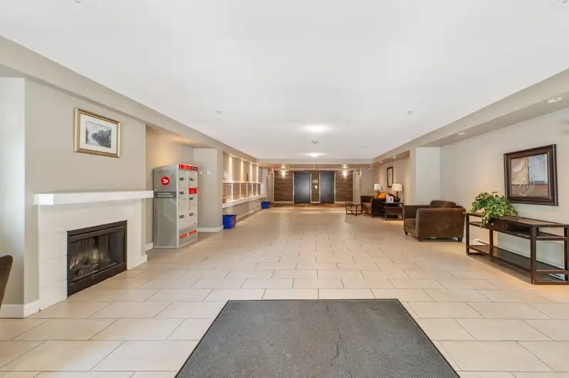 225 12238 224TH STREET - photo 2 of 40
