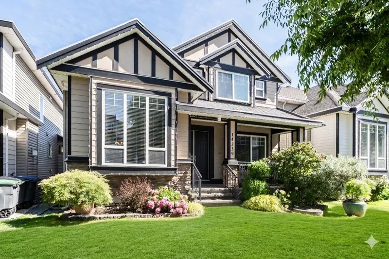 14239 62 AVENUE - photo 1 of 25