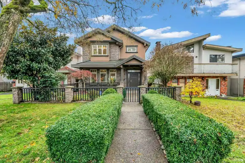 4878 GEORGIA STREET - photo 2 of 40