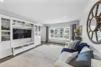 4560 PENDER STREET - thumbnail 8