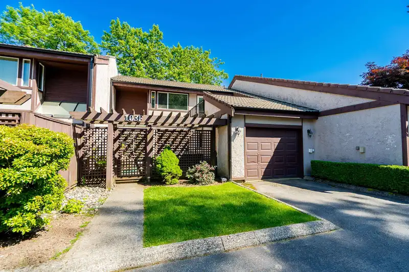 103F 3655 SHAUGHNESSY STREET - photo 1 of 38