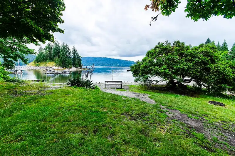 4630 STRATHCONA ROAD - photo 1 of 39