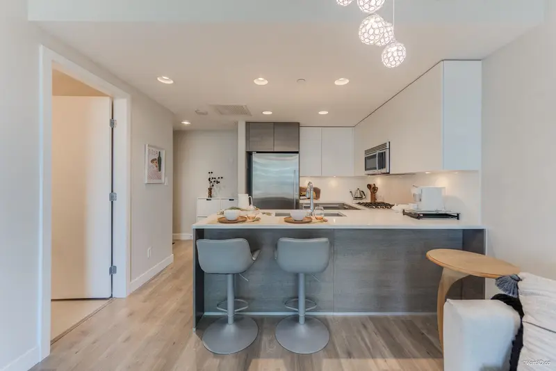 706 2008 ROSSER AVENUE - photo 1 of 24