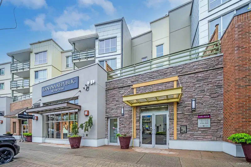 313 15735 CROYDON DRIVE - photo 2 of 21