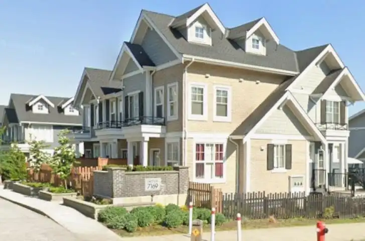 3 7169 208A STREET - photo 1 of 1