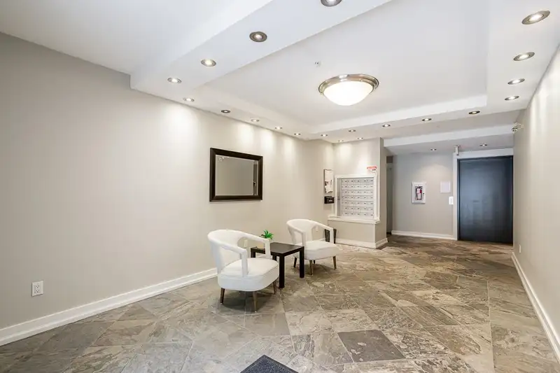 106 15265 17A AVENUE - photo 2 of 28