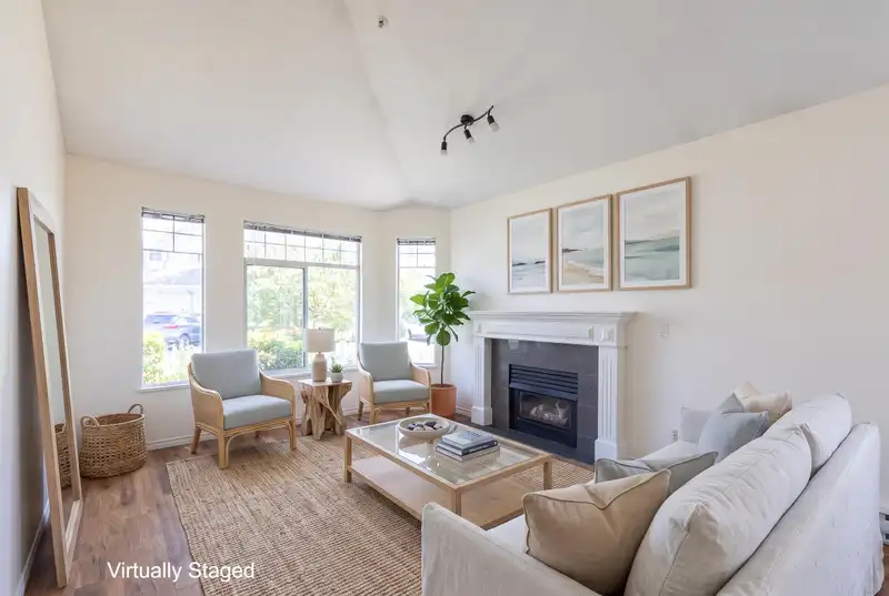 49 5708 208 STREET - photo 1 of 1