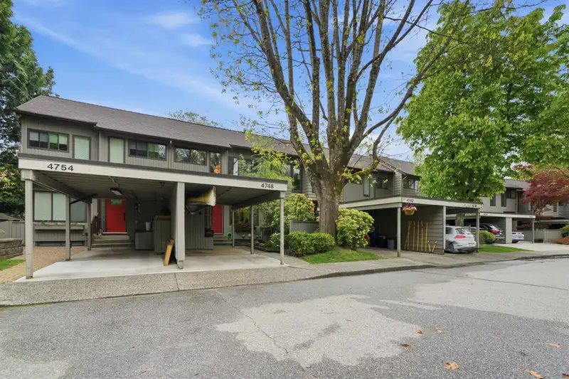 4748 LAURELWOOD PLACE - photo 2 of 40