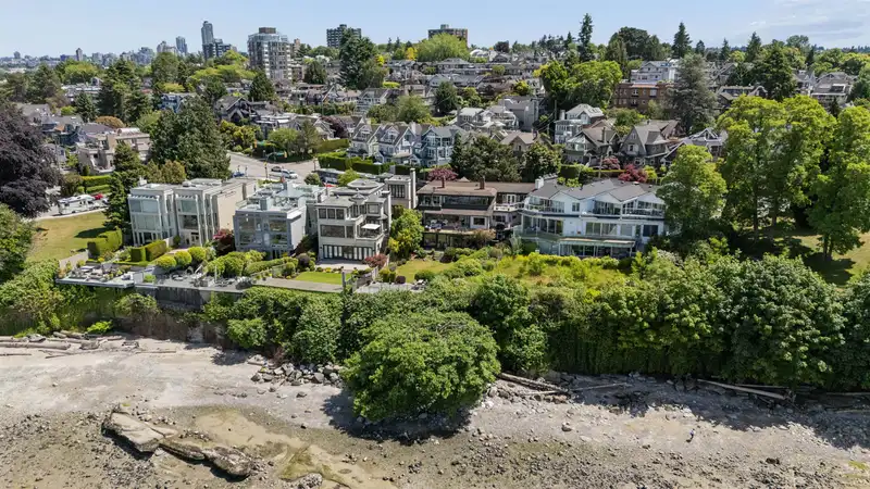 2651 POINT GREY ROAD - photo 2 of 40
