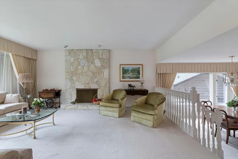 5427 CLIFFRIDGE AVENUE - photo 2 of 25