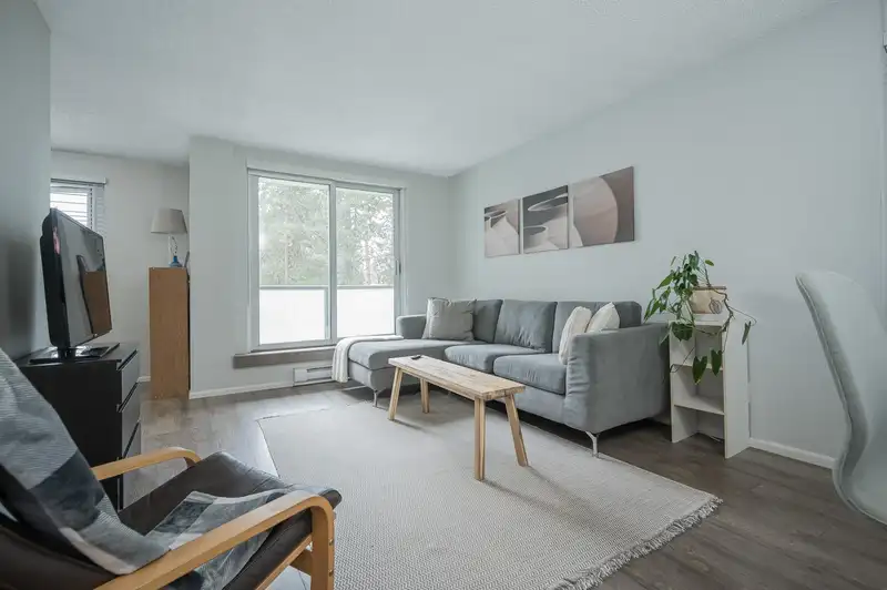 303 9541 ERICKSON DRIVE - photo 1 of 30
